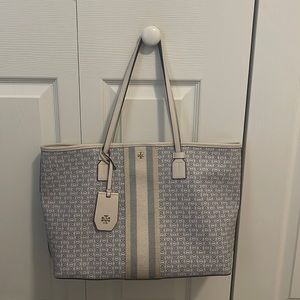 Tory Burch Tote Bag 👜